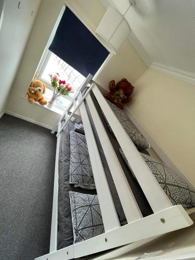 Villa Sea View 3-Bed Heated Pool Eat Bar Kids Park Lowestoft Eksteriør billede