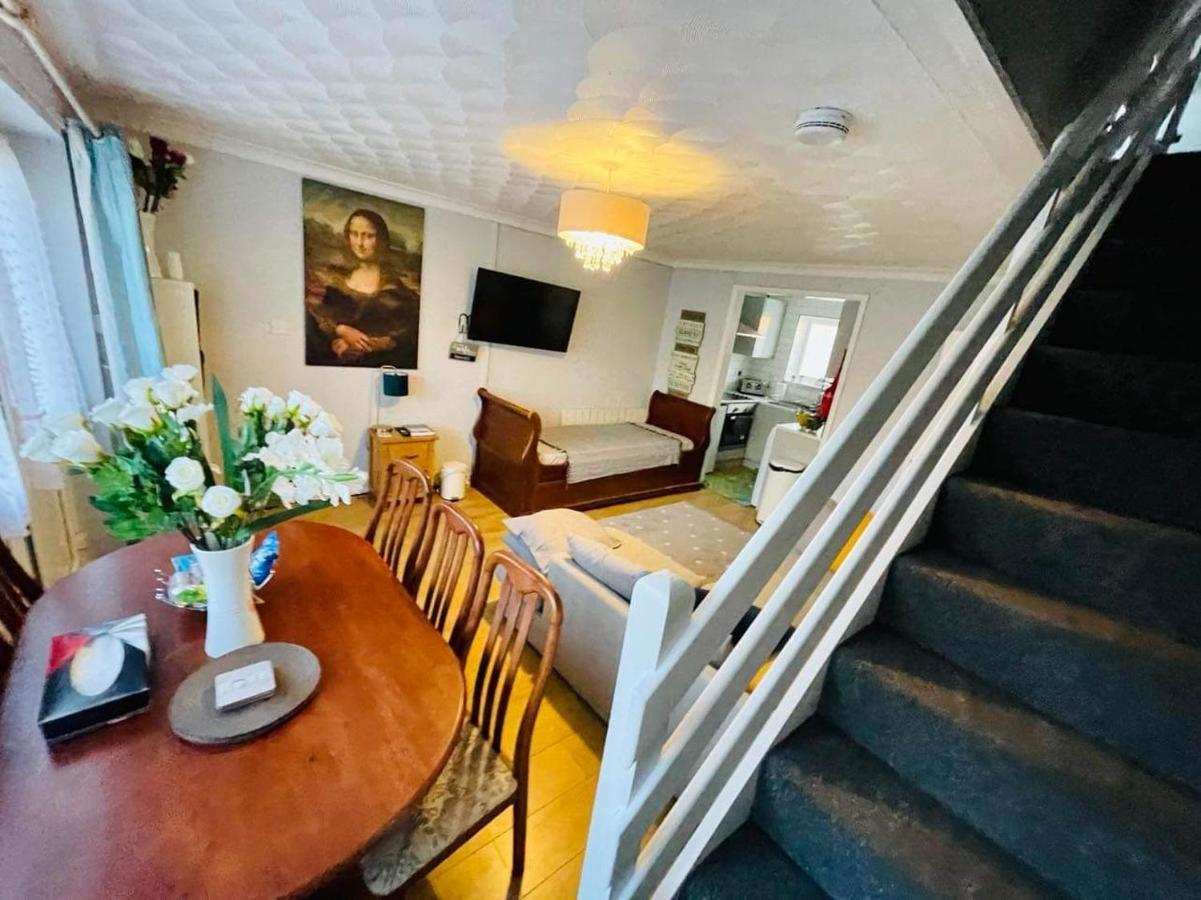 Villa Sea View 3-Bed Heated Pool Eat Bar Kids Park Lowestoft Eksteriør billede