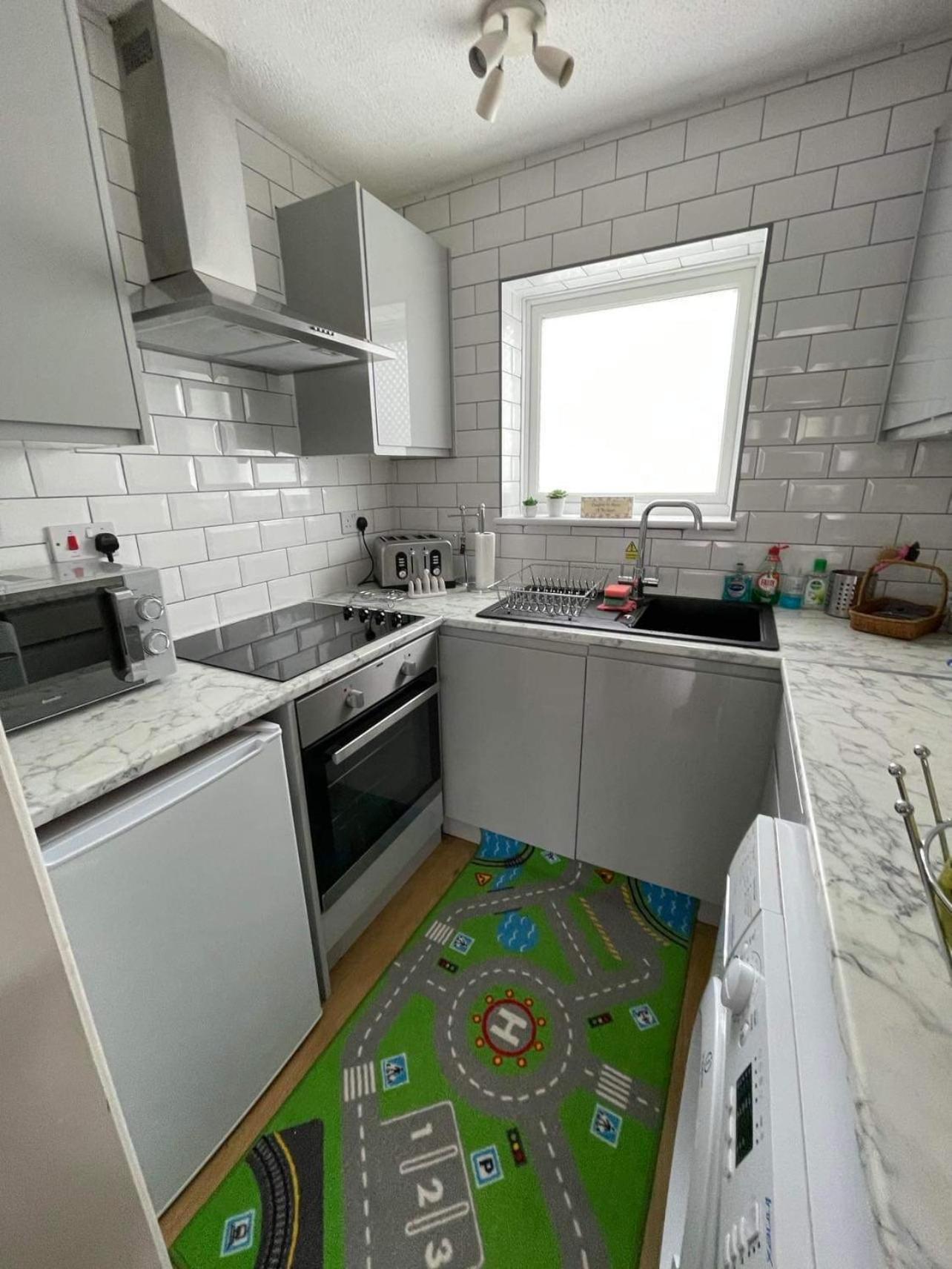 Villa Sea View 3-Bed Heated Pool Eat Bar Kids Park Lowestoft Eksteriør billede